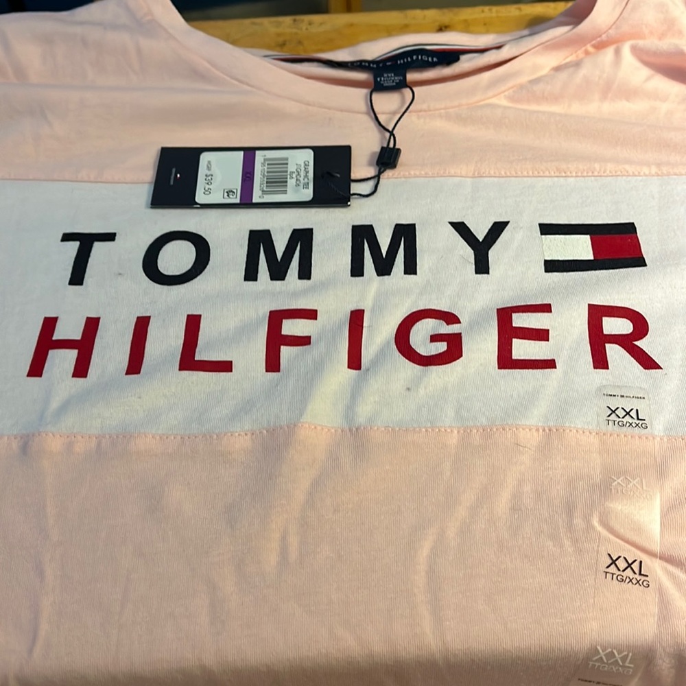 Tommy pill finger long sleeve T-shirt